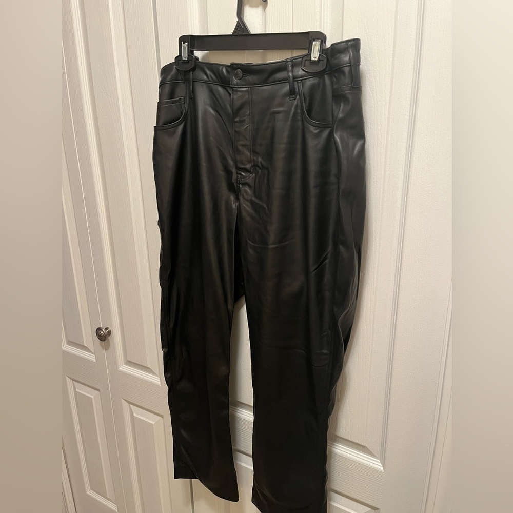 NWT Hollister Leather Pants - Picture 3 of 5